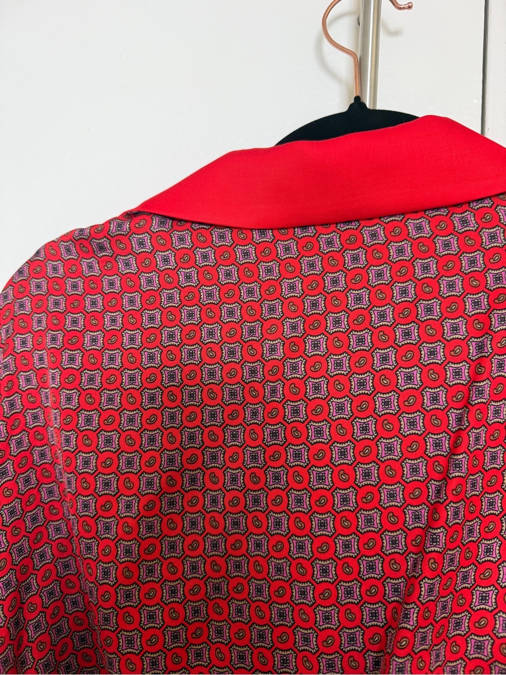 Sandro Red Patterned Cropped Button-Up Shirt NWT - Picture 4 of 4